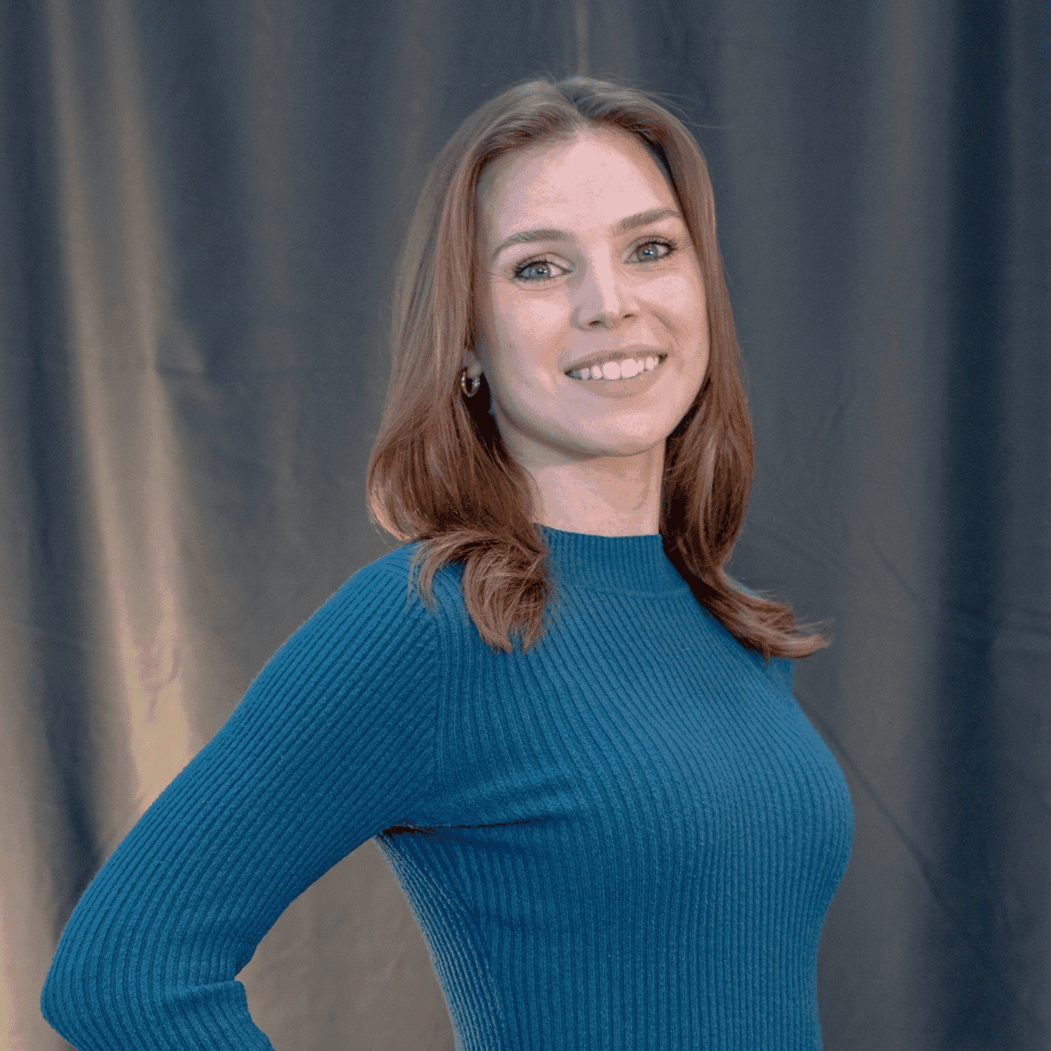 Portrait of Amanda Reina, a professional stylist at Salon L Manayunk, showcasing their expertise and style.